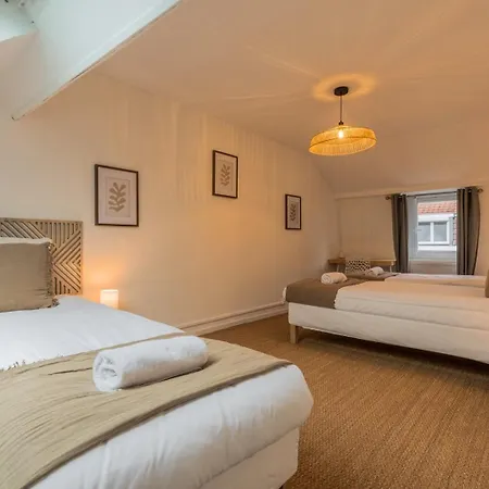 Pensión Maison 2 Avec Jardin & Parking Gratuit